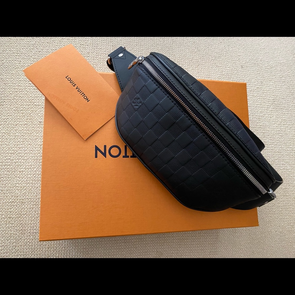Louis Vuitton Campus Bumbag Onxy NWT